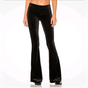 ❤️ BLANK NYC WAVERLY PULL ON BLACK VELVET BELL BOTTOM FLARE PANTS / LEGGINGS, 4